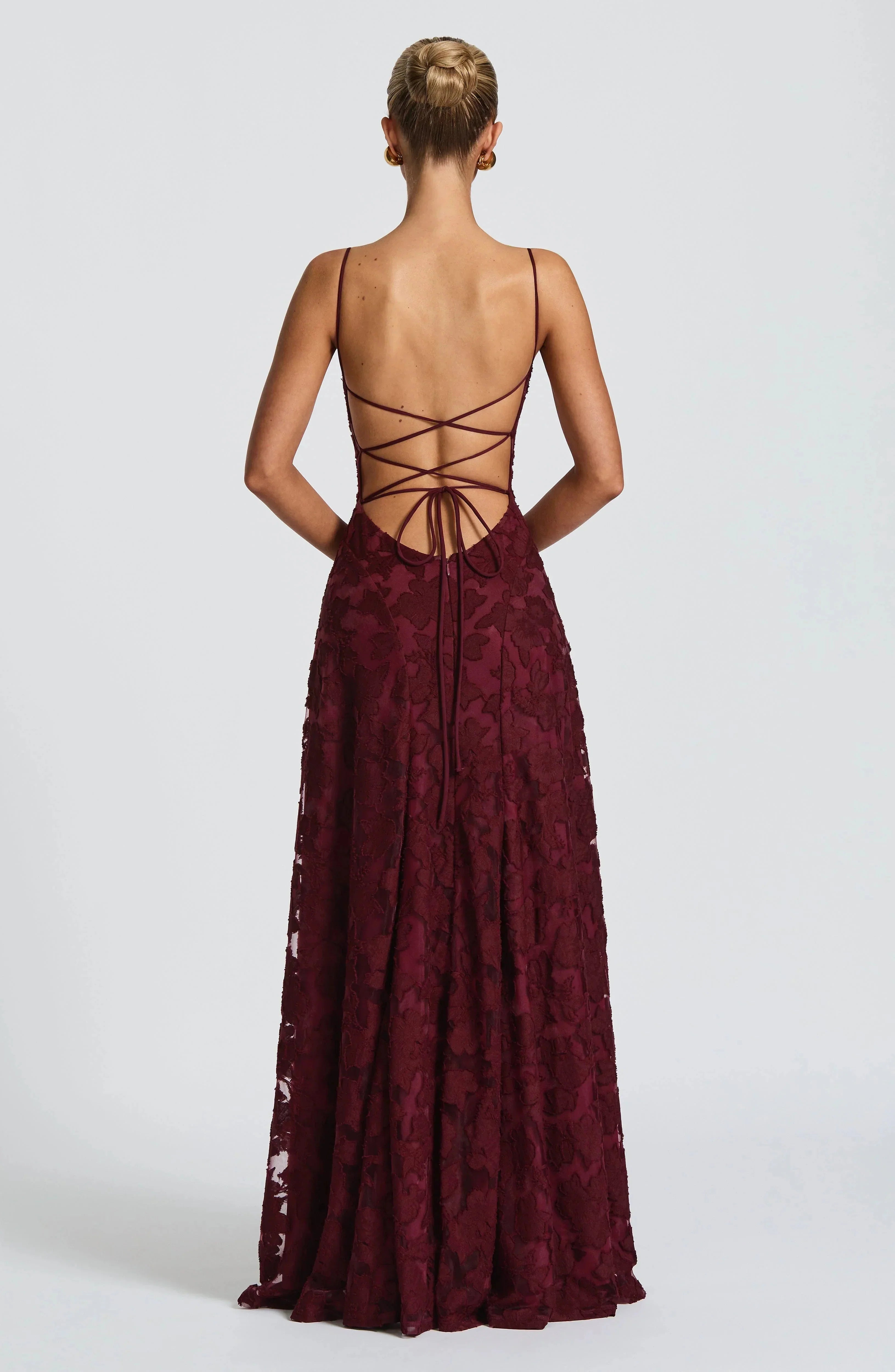 Maxi robe femme sans manches avec capuche et motif floral