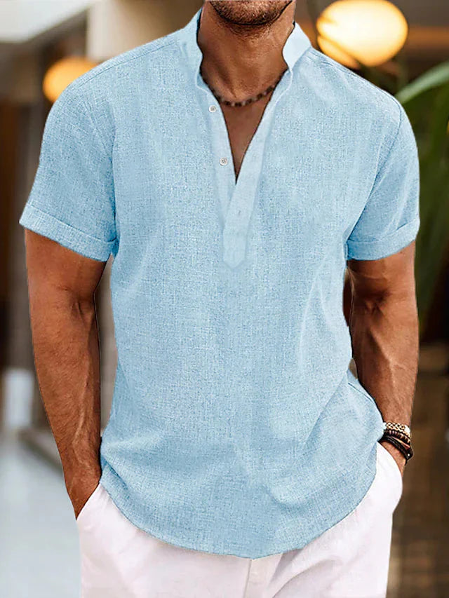 Camicia da uomo a maniche corte con collo alto e scollo a V