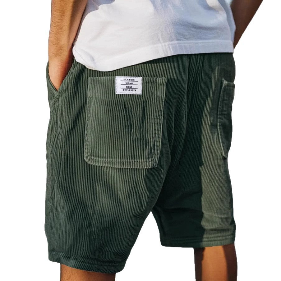 Pantaloni scurți pentru bărbați cu structură în dungi și buzunare cusute