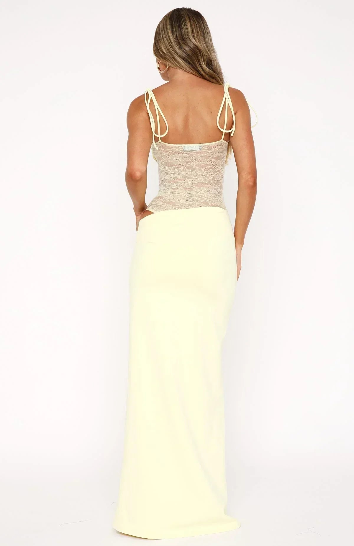 Fitted Long Dress with Lace and Adjustable Ties