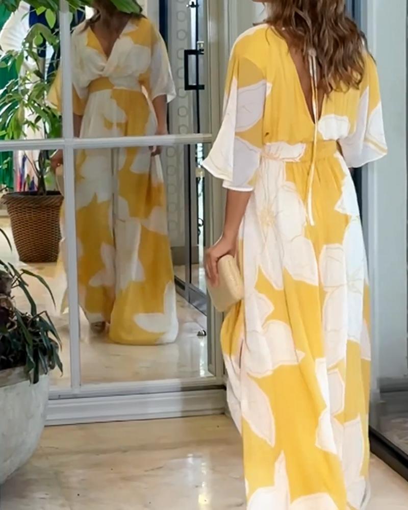Women's Dress – Elegant Floral Dress with Contrasting Details and Feminine Cut