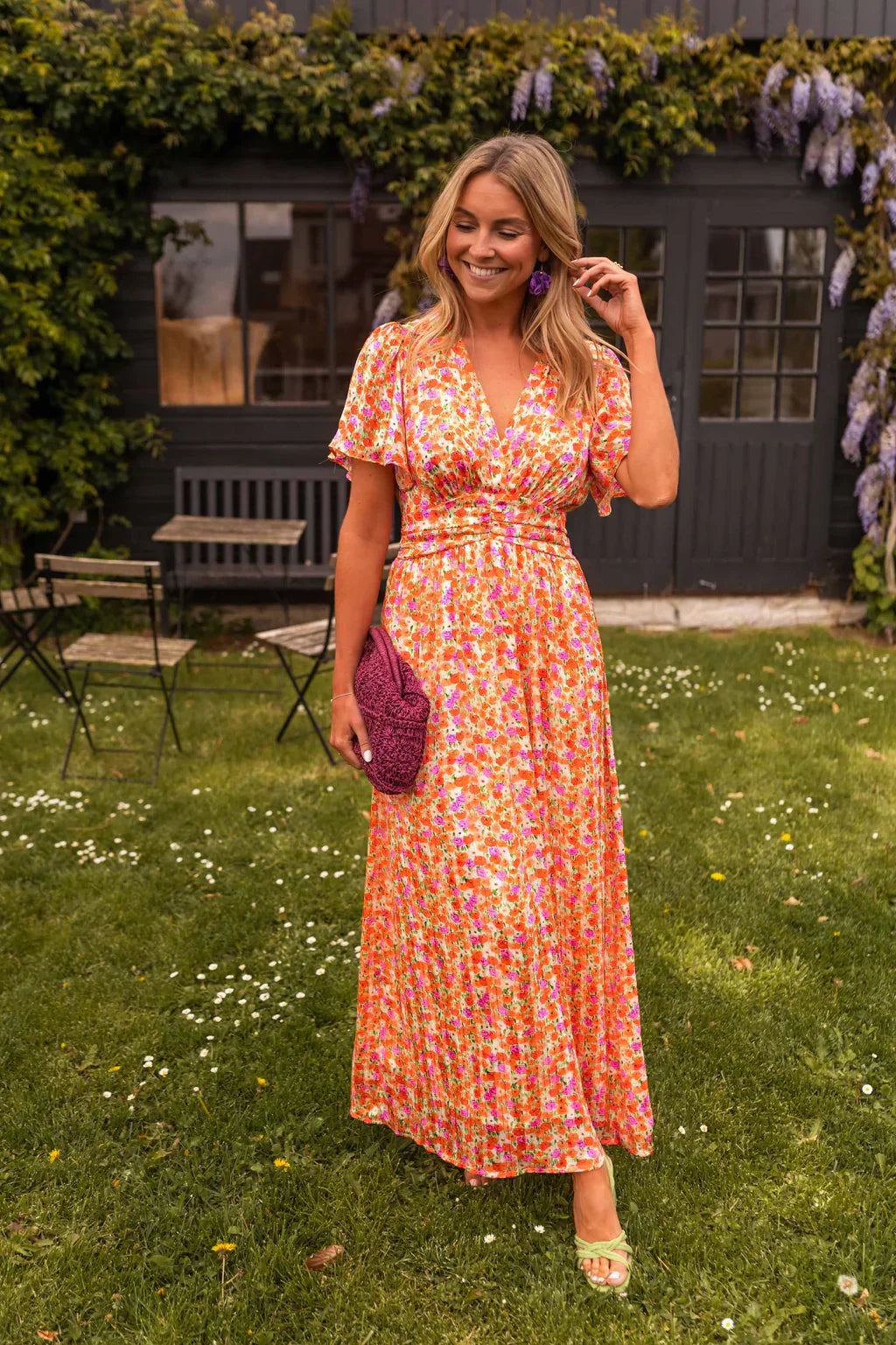 Rochie lungă de damă cu imprimeu floral și decolteu în V – Rochie de vară elegantă și casual